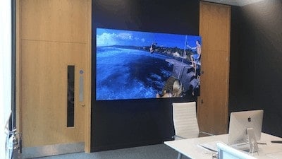 2 X 2 VIDEO WALL - 55" - Phillips bdl5588xc - Installed